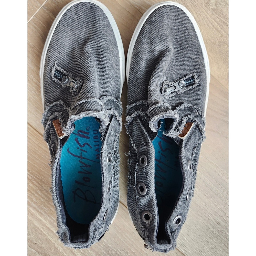 Blowfish Malibu Play Grey Distressed Denim Slip On Sneakers Frayed Faux Zipper - Picture 6 of 9